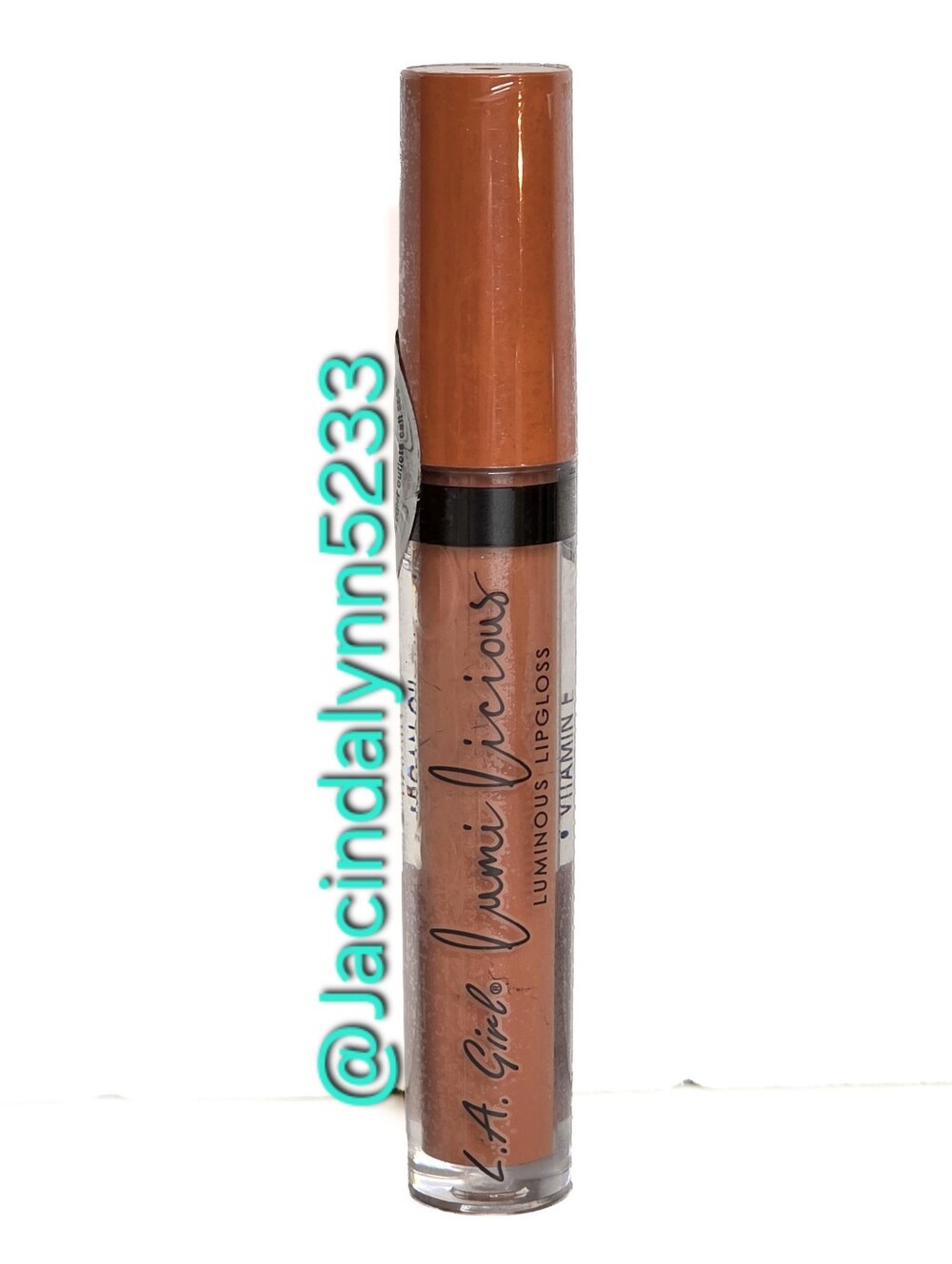LA Girl Lumilicious Lip Gloss In Shade Chili GLG942